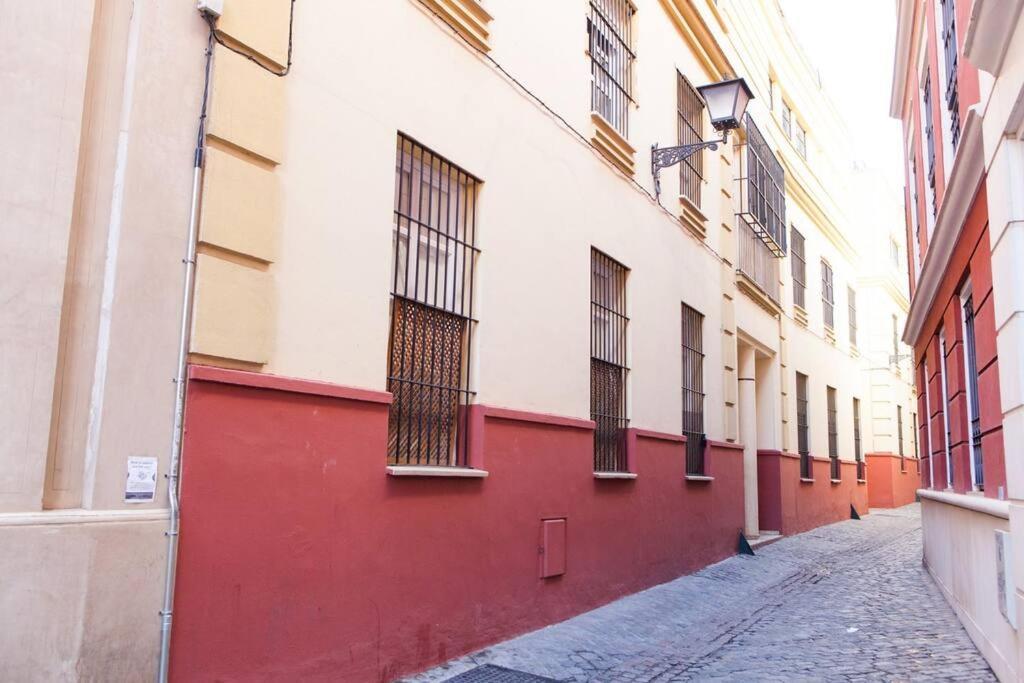 Zona 1 Santa Cruz Parking Privado Lejlighed Sevilla Eksteriør billede