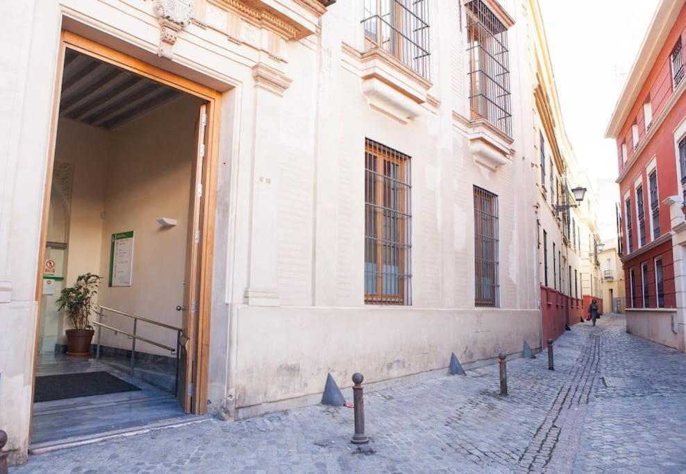 Zona 1 Santa Cruz Parking Privado Lejlighed Sevilla Eksteriør billede