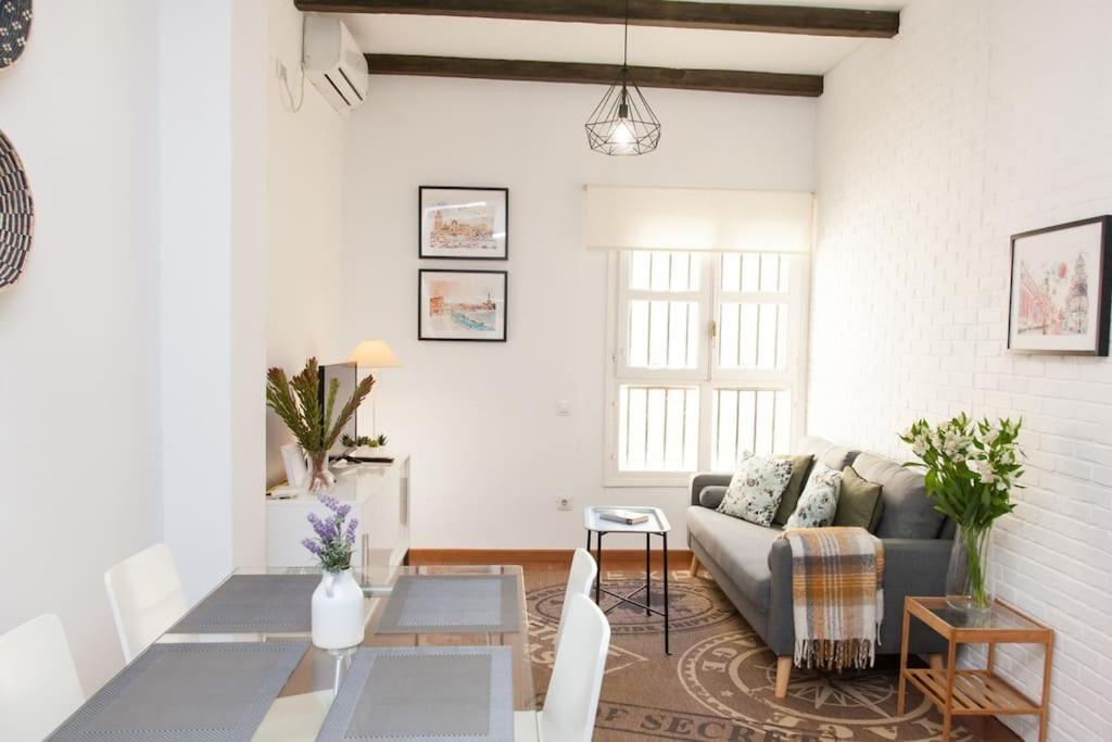 Zona 1 Santa Cruz Parking Privado Lejlighed Sevilla Eksteriør billede